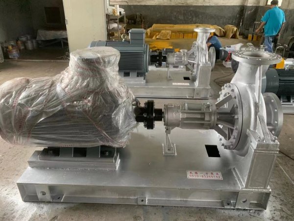 WRY系列新一代(dài)高效節能循(xun)環油泵